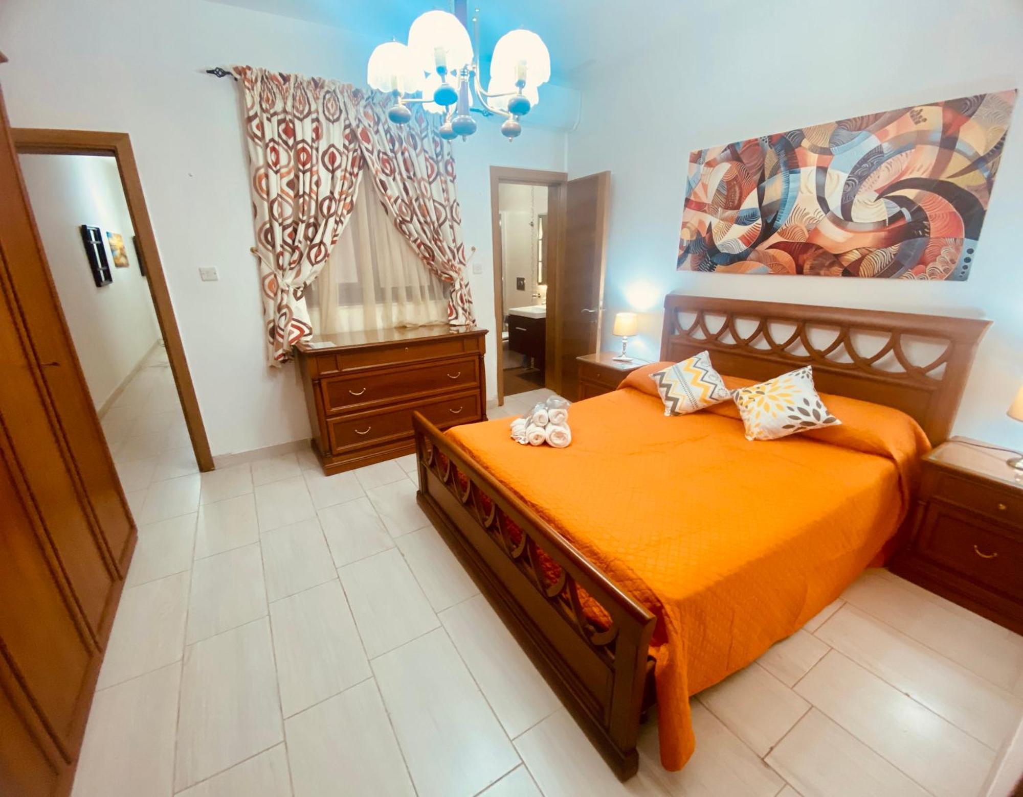 Bugibba Central Modern Apartment St. Paul's Bay Ngoại thất bức ảnh